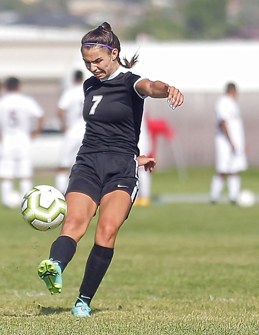083121-elk-spt-spring-creek-girls-soccer-arena-mcdermott-02.jpg